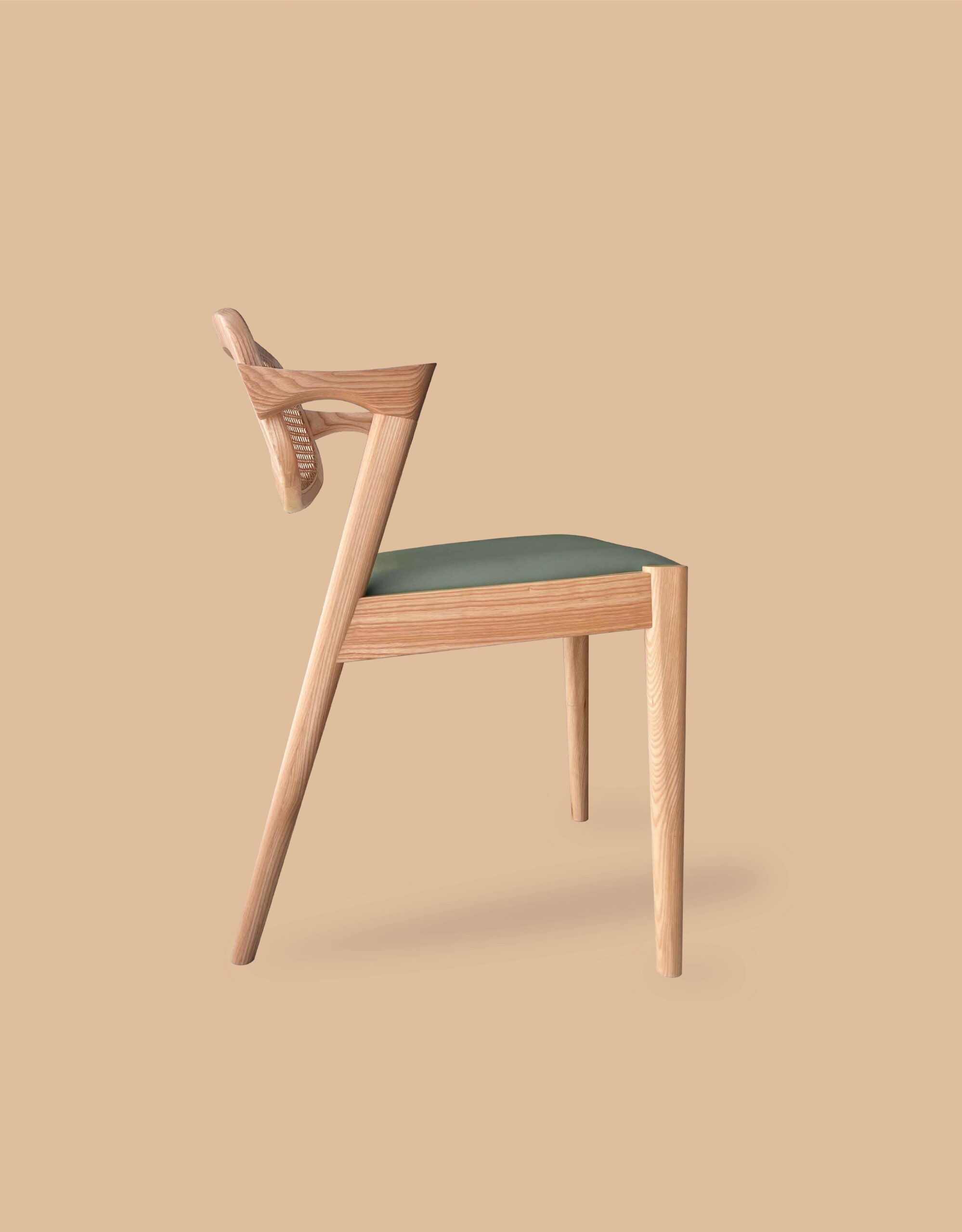 DINNER CHAIR